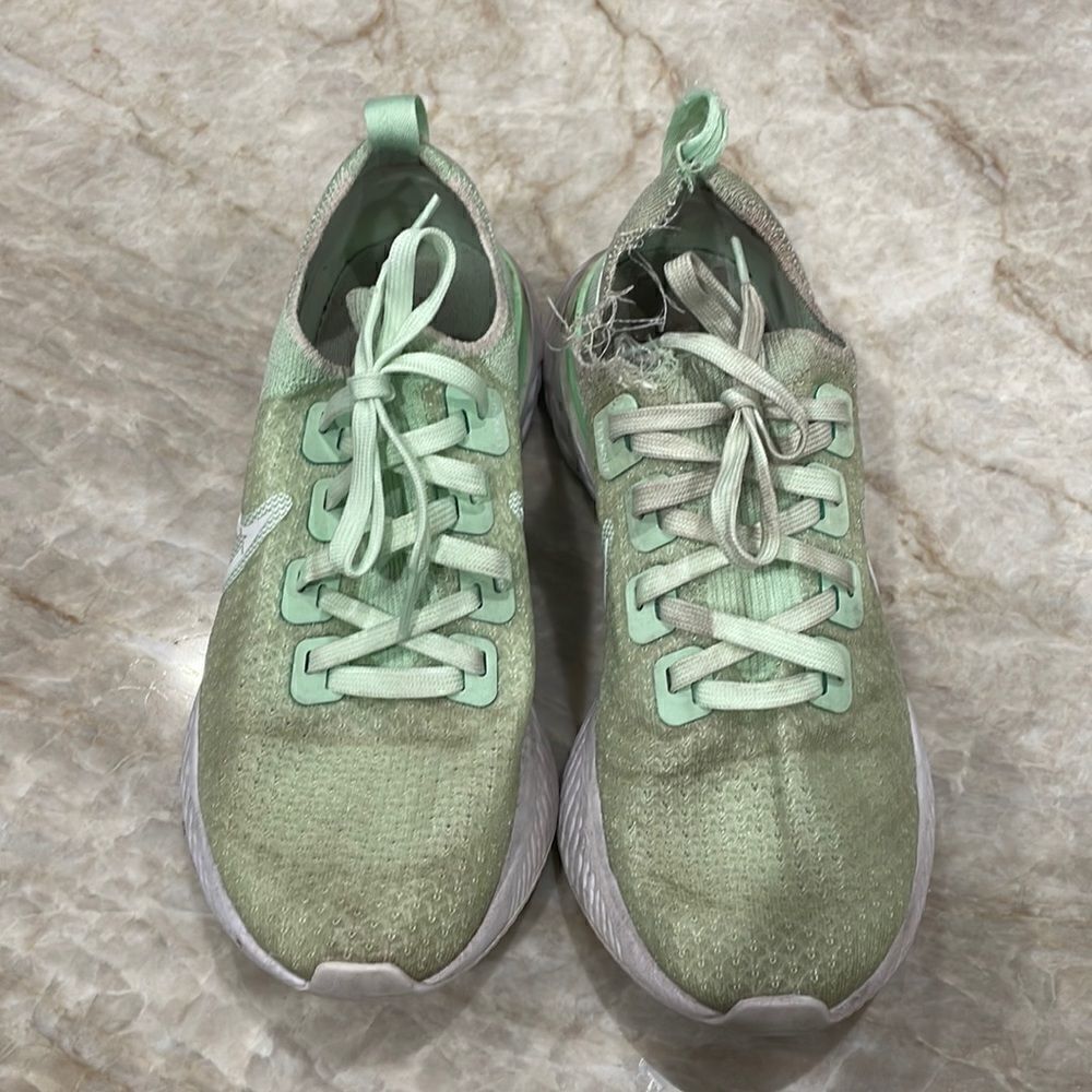 Woman’s Nike React Infinity Run FK - Picture 3 of 8